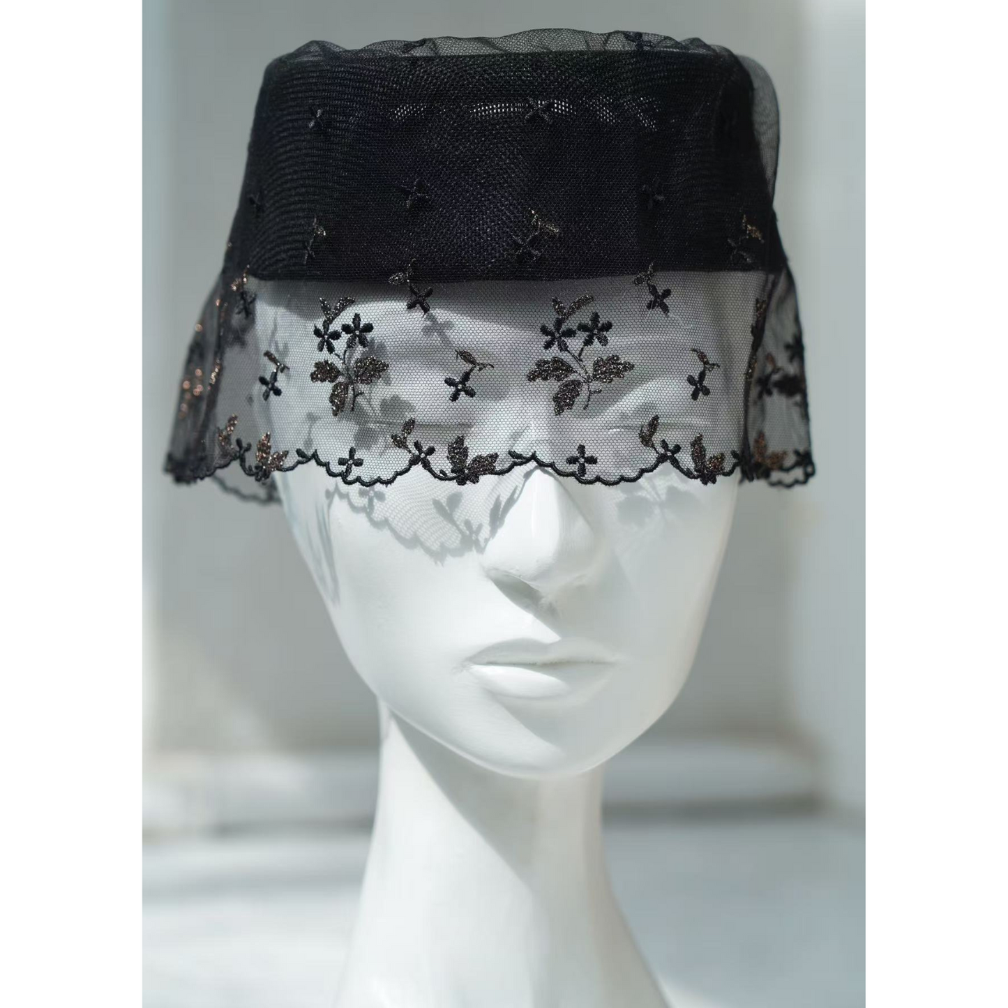 Marquise Veil